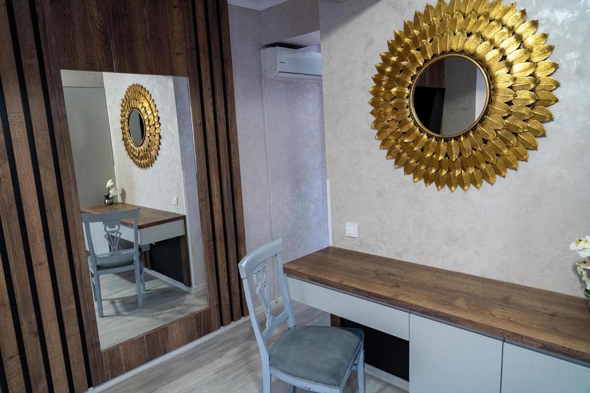 Hotel Dorobanti Iasi Buitenkant foto