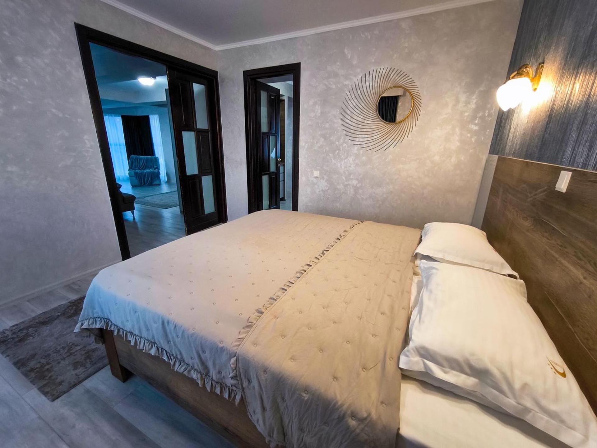 Hotel Dorobanti Iasi Buitenkant foto